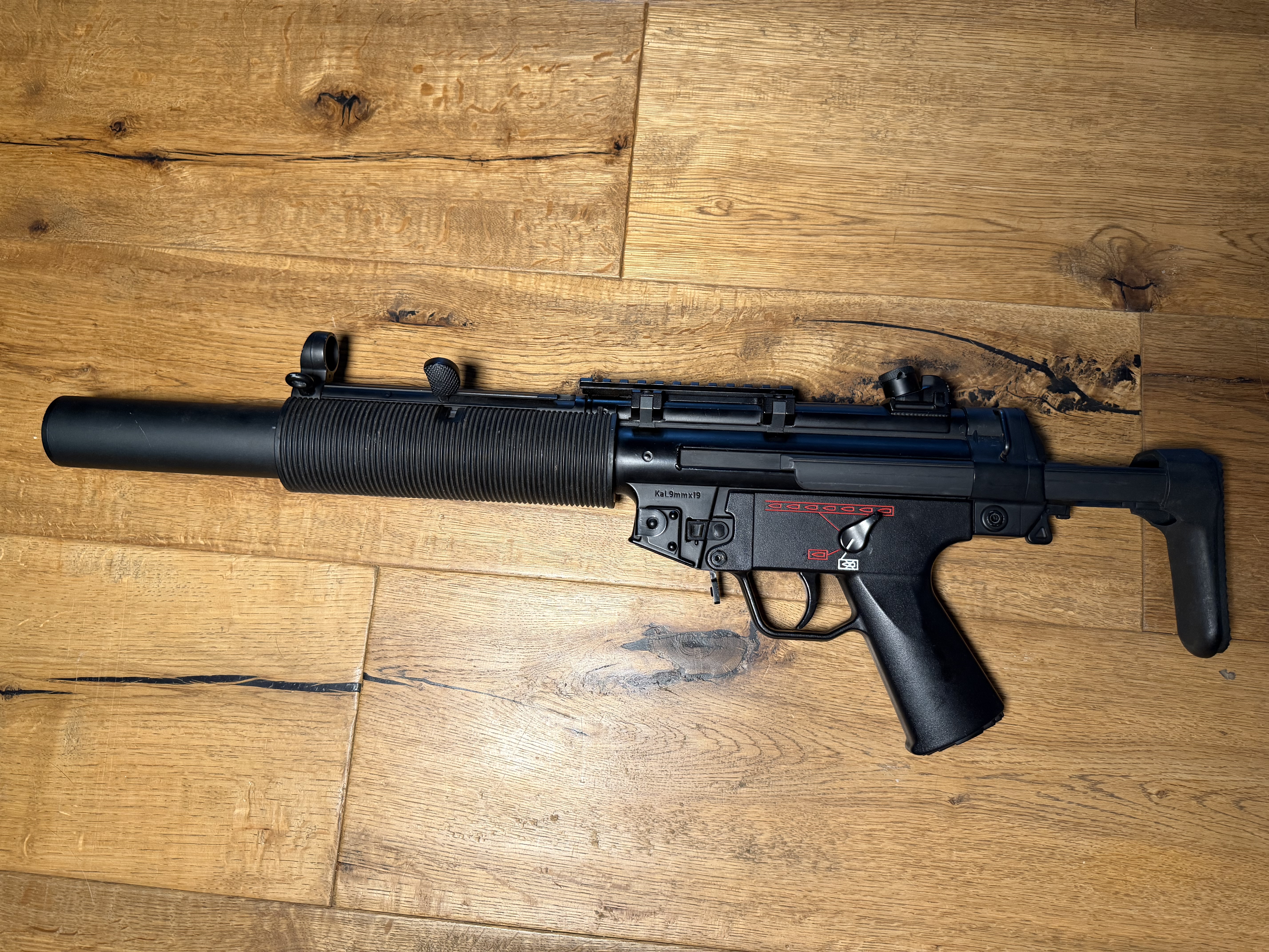 ICS MP5SD